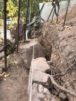 Die Richtschnur zeigt das hohe Maß der Abweichung.