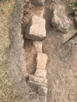 Eine klare Konturlinie ist hier nicht erkennbar.